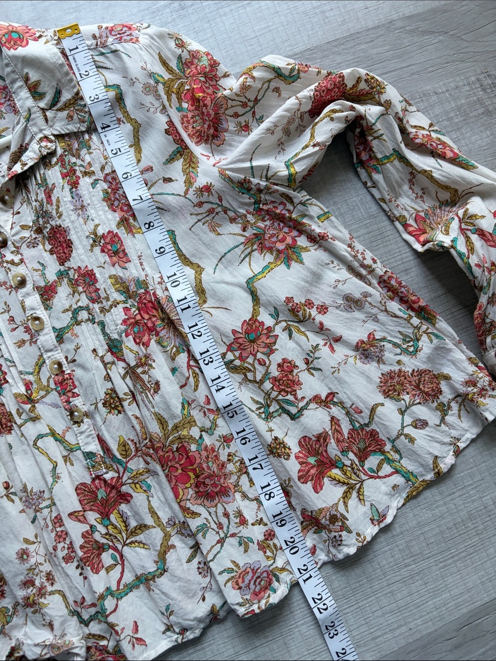 Pilcro by Anthropologie Bird Printed Pintuck 3/4 Button-Front Blouse, Size M - Picture 12 of 12